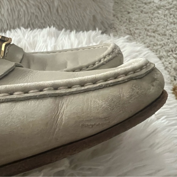 Salvatore Ferragamo moccasin/loafer with gancini ornament - Picture 8 of 16